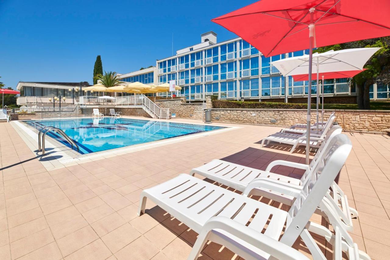Hotel Zorna Plava Laguna Porec Exterior photo