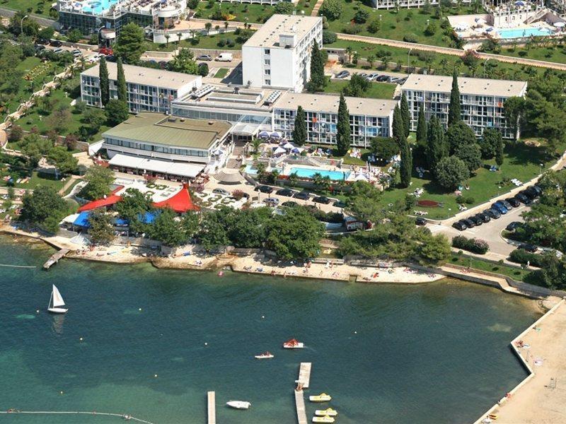 Hotel Zorna Plava Laguna Porec Exterior photo
