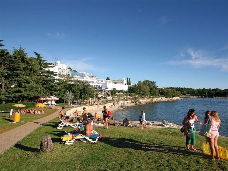 Hotel Zorna Plava Laguna Porec Exterior photo