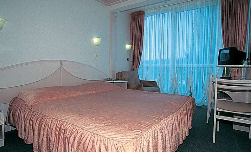 Hotel Zorna Plava Laguna Porec Exterior photo