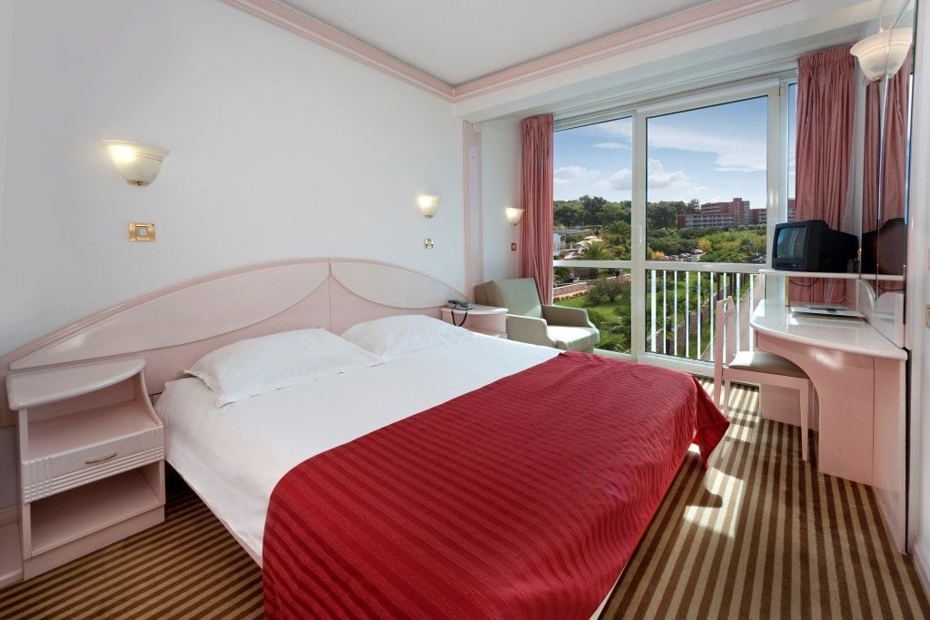 Hotel Zorna Plava Laguna Porec Exterior photo